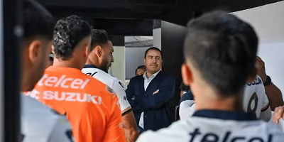Keylor Navas supports the leadership of Efraín Juárez in Pumas