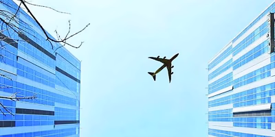 Restricciones aéreas en EU continúan pese al fin del cierre