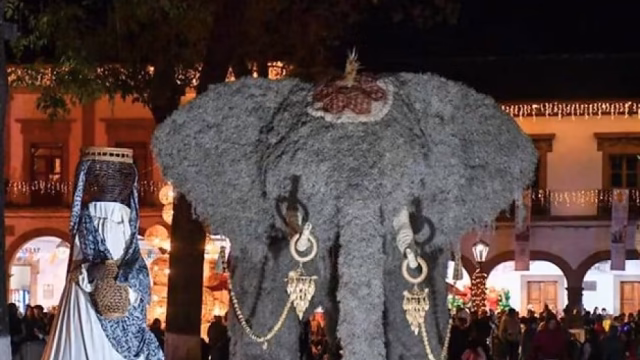 El nacimiento monumental de Pátzcuaro despliega la grandeza artesanal de Michoacán