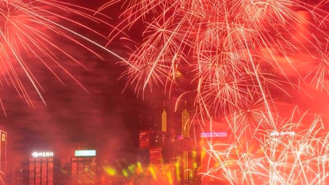 Hong Kong suspende los fuegos de Año Nuevo tras la tragedia de Tai Po