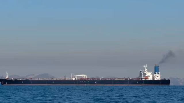 Irán intercepta un buque con combustible de contrabando en el Estrecho de Ormuz