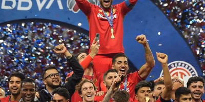 Toluca crowns its legend as the king of short tournaments