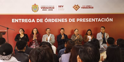 They deliver 118 presentation orders to basic education teachers
