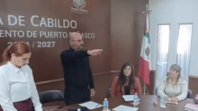 Alcalde de Puerto Peñasco renuncia tras perder visa a EE.UU.