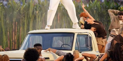 Bad Bunny bringt den Super Bowl mit einer historischen Show zum Tanzen