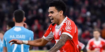 El Bayern despierta con goleada y polémica arbitral