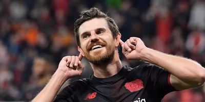 Leverkusen sweeps and dreams of another title