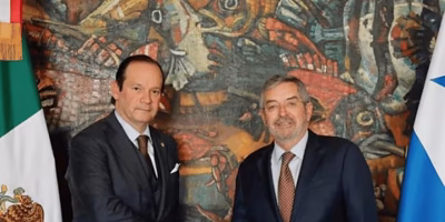 Mexico and Panama promise to strengthen ties in diplomatic meeting