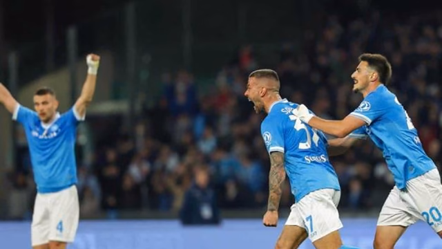 Napoli rescues heroic point against Roma in Serie A