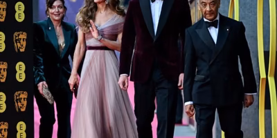 William y Kate en los BAFTA, entre glamour y polémica familiar