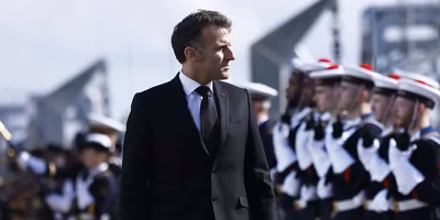 France changes its nuclear doctrine and seeks to protect Europe