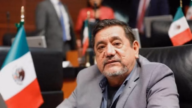 Salgado Macedonio se defiende y arremete contra críticas en Morena