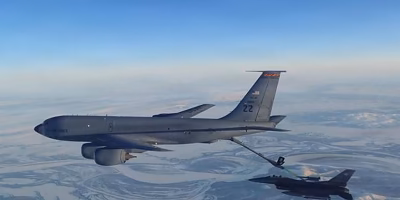 Six soldiers die when tanker plane crashes in Iraq