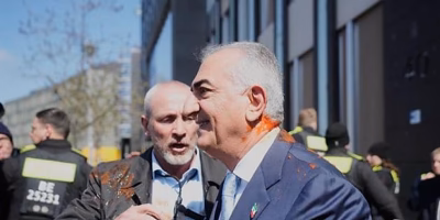 In Berlin griff ein verbannter iranischer Prinz mit Tomatensaft an
