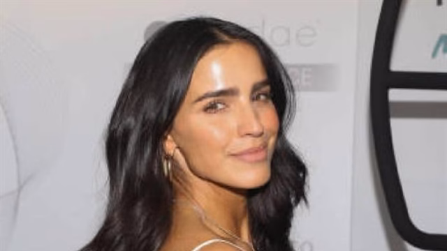 Bárbara de Regil sorprende en Supernova Génesis