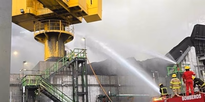 Otro incendio en refinería de Pemex, esta vez en Dos Bocas