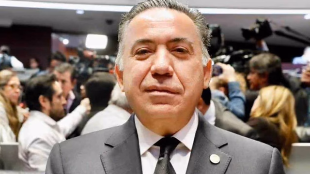 Senador Inzunza huye del Senado tras acusaciones de EU por narcotráfico