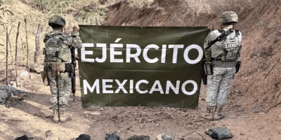 Ejército halla explosivos y material táctico en sierra de Badiraguato