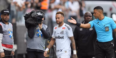 Error arbitral complica a Neymar antes de la convocatoria mundialista