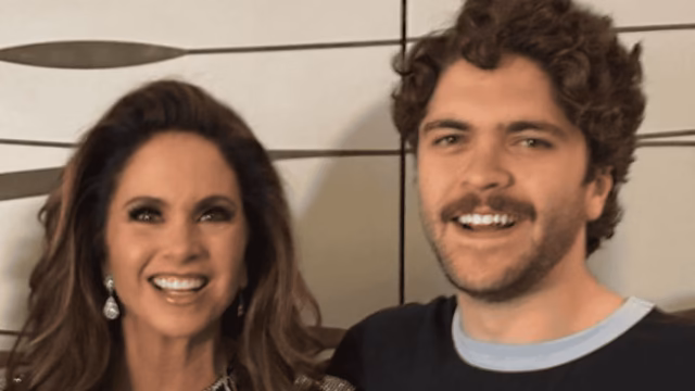 Fotos de Lucero con su hijo desatan ola de elogios en redes