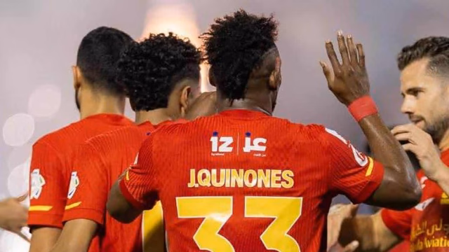 Julián Quiñones llega a 70 goles en Arabia Saudita