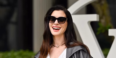 Anne Hathaway anuncia su tercer embarazo en Instagram