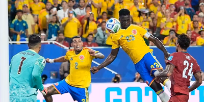 Colombia avanza líder y chocará con Ghana en octavos de final