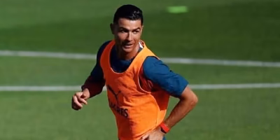 Cristiano Ronaldo llega a la concentración de Portugal