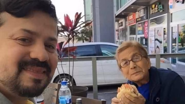 Cruz Martínez anuncia el fallecimiento de su madre