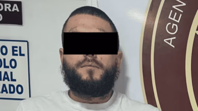 Deported from the US, detained in Nogales for not paying support