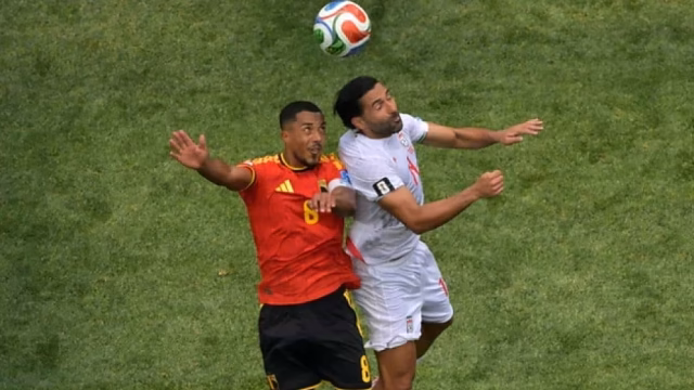 Irán resiste a Bélgica con Beiranvand como figura