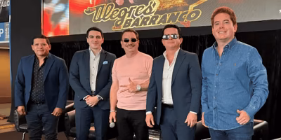 Los Alegres del Barranco rechazan satanización de los corridos