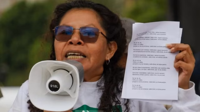 Searching mothers adapt ‘Cielito Lindo’ to demand truth