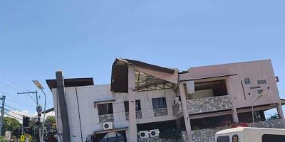 Sismo de 7.8 en Filipinas: 35 fallecidos y alerta de tsunami