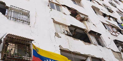 Sismos en Venezuela: ciudadanos buscan desaparecidos entre escombros