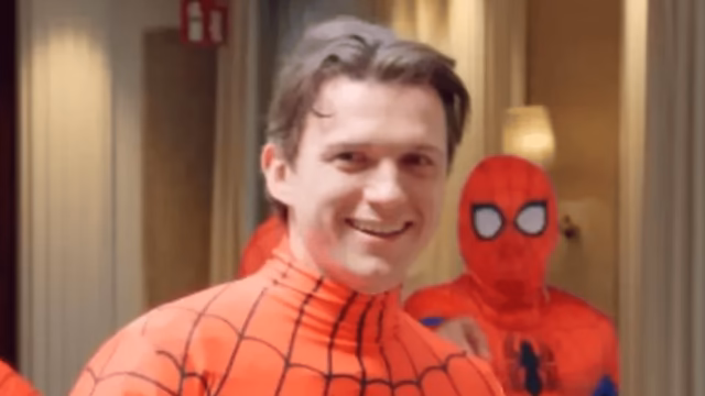 Tom Holland é desclassificado do concurso de dublês Homem-Aranha