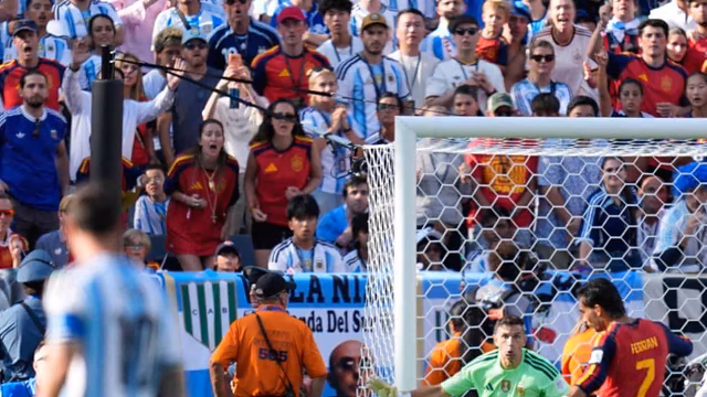 Argentina y España empatan 0-0 en una final intensa