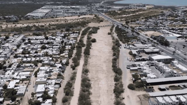 Baja California Sur en alerta máxima por huracanes