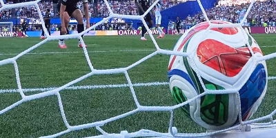 Bélgica golea a Estados Unidos y avanza a cuartos de final