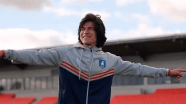 Cristo Fernández é jogador de futebol profissional nos Estados Unidos