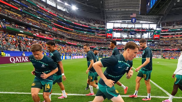 Egypt and Australia play for a place in the second round of the World Cup