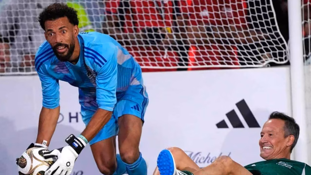 El arquero sensación del Mundial llega a Colo Colo