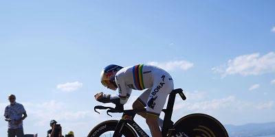 Evenepoel wins stage and shaves seconds off Pogacar in the Tour