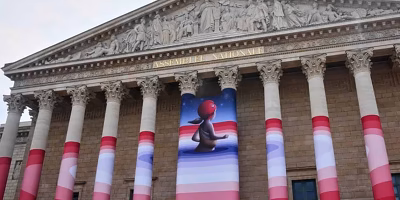 Francia aprueba ley de asistencia para morir con condiciones estrictas