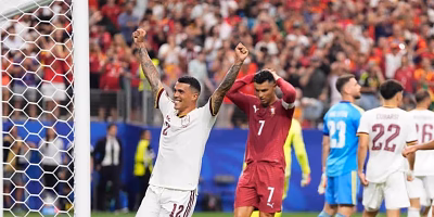 Merino’s goal in injury time qualifies Spain for the quarterfinals