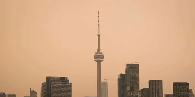 Humo de incendios canadienses cubre el noreste de EE.UU.