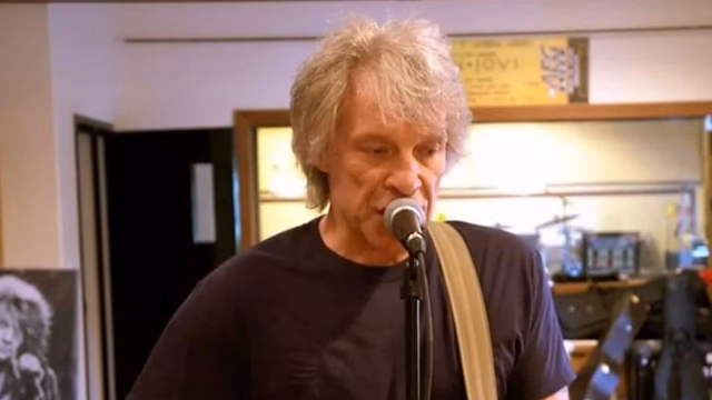 Jon Bon Jovi sagt wegen gesundheitlicher Probleme sein Konzert in New York ab