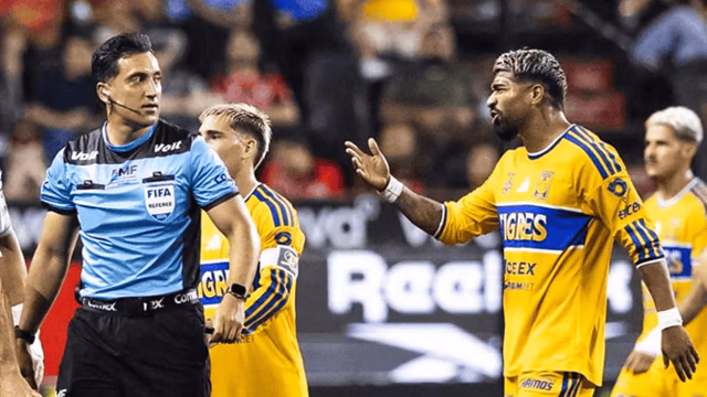 Ley Prestianni ya se aplica en Liga MX: expulsan a Aguirre