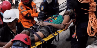 Equipes de resgate da Espanha, Chile e México retornam após terremotos na Venezuela