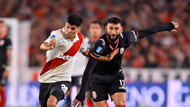 River Plate cae ante Barracas Central en el inicio del Clausura